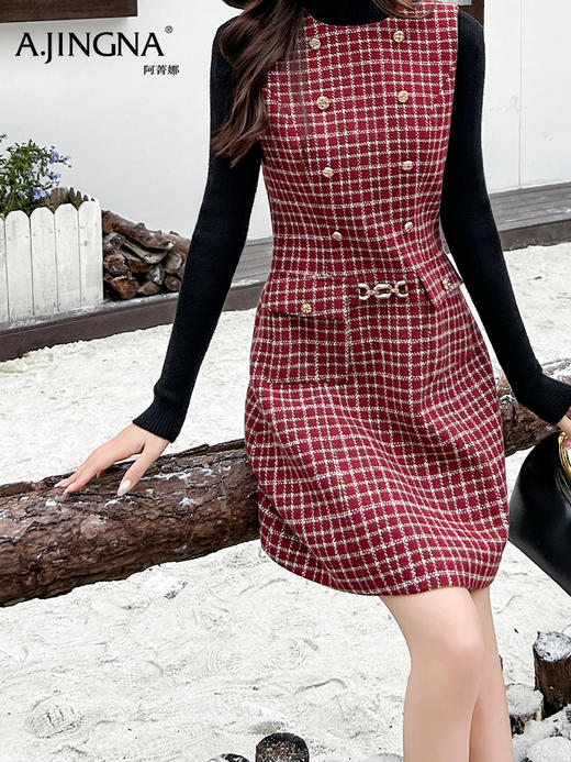 【赫本式优雅】阿菁娜春季新款复古感小香风套装红格纹背心裙典双排扣设计穿出赫本式优雅F31C212009 商品图2