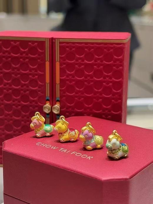 周大福新品推出：马年生肖足金 商品图0
