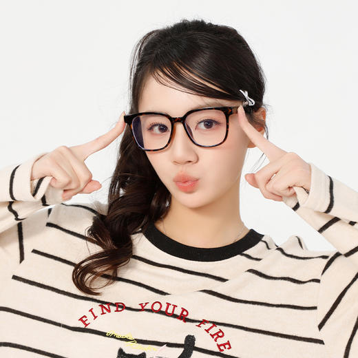 【积分兑】ZY88-8树脂太阳镜眼镜-纪念日百货门店同款169098226 商品图1