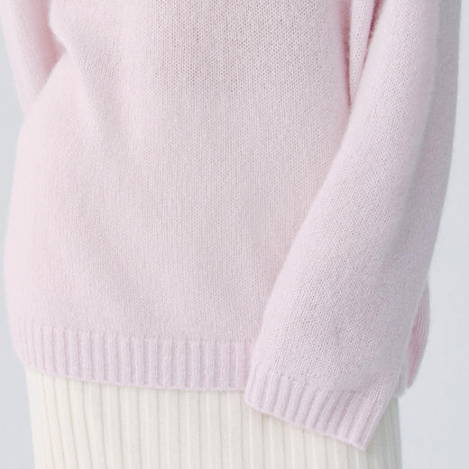 东黎 • 复苏的呼吸 绒丝柔软亲肤圆领套衫 6020 商品图9