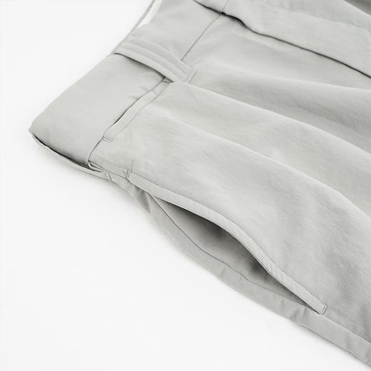 nanamica ALPHADRY Double Pleat Shorts 吸湿透气面料宽松短裤 商品图1