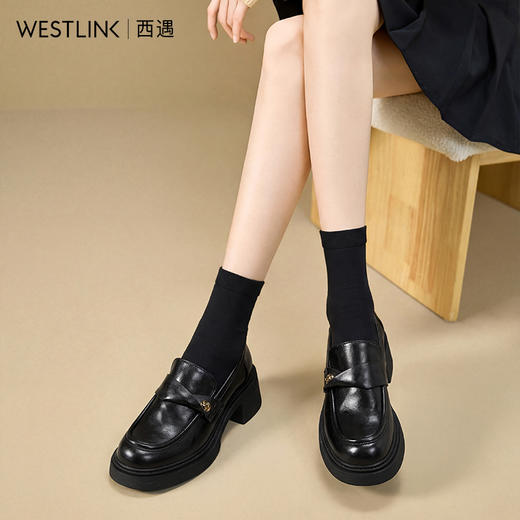 【限时秒杀】西遇厚底乐福鞋女鞋2026新款春季英伦风粗跟小皮鞋通勤复古单鞋子V0166268 商品图1