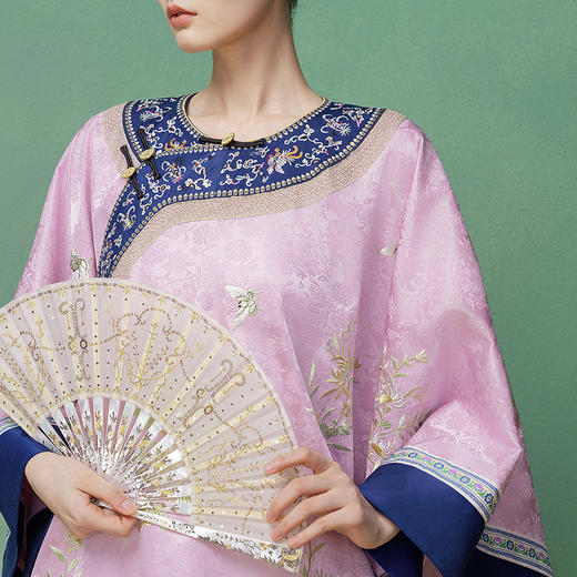 【林栖设计小店】花间芳菲|真丝罗绣花新中式2026春新款改良氅衣1961235 商品图6