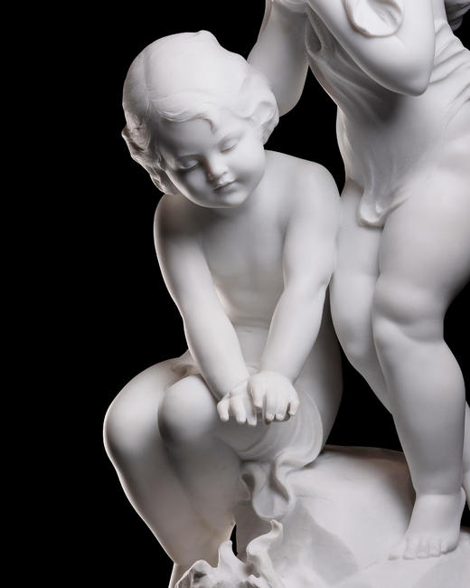 独角鹿西洋古董19世纪末意大利雕塑家Cesare Viviani 签名创作卡拉拉大理石杰作《火炉边的温情》 商品图4