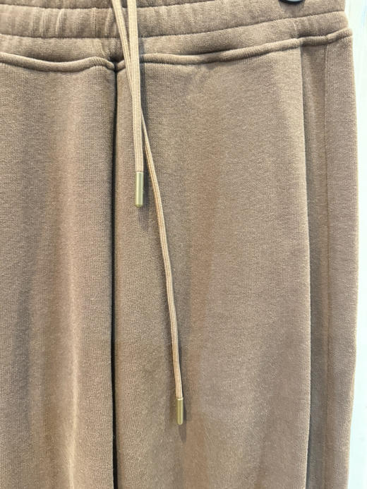 咖色针织卫裤。 商品图3