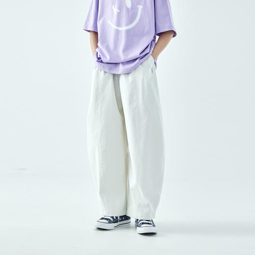 棵初2026年夏季新款亲子中大女童休闲小白裤弯刀裤型宽松抗皱裤子 商品图2