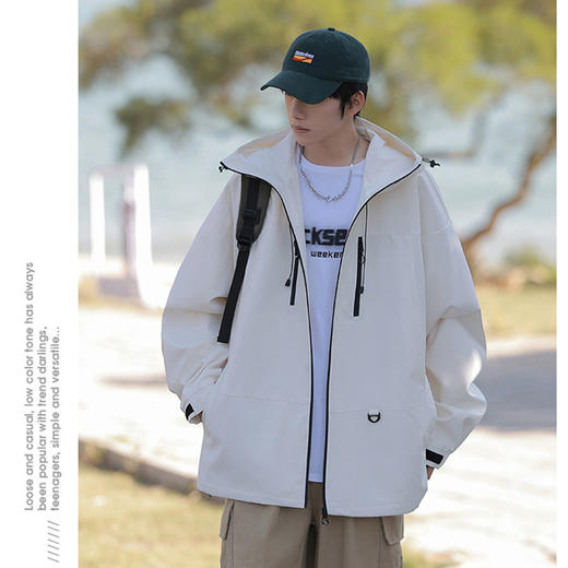 【买手优选HS】时尚连帽设计休闲时尚简约防风情侣款冲锋衣外套 商品图3