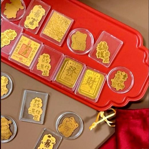 拍2更划算❗️【足金手机贴】精心打造💰可多个组合佩戴，buff加满✌️随身携带的好寓意招cai手机贴💗牢固耐磨又精致 商品图1