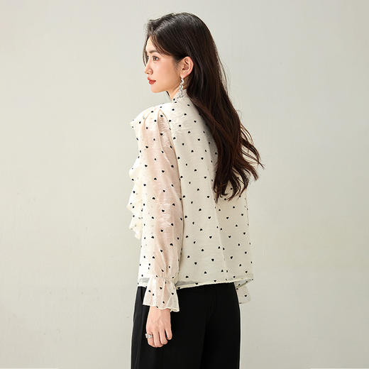 西遇荷叶边波点长袖衬衫女2026年春季新款法式v领宽松蝴蝶结上衣SS060151 商品图4