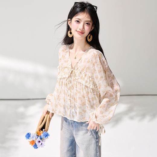 西遇法式碎花衬衫女2026春季新款V领蝴蝶结系带灯笼袖设计感衬衣SS060149 商品图4