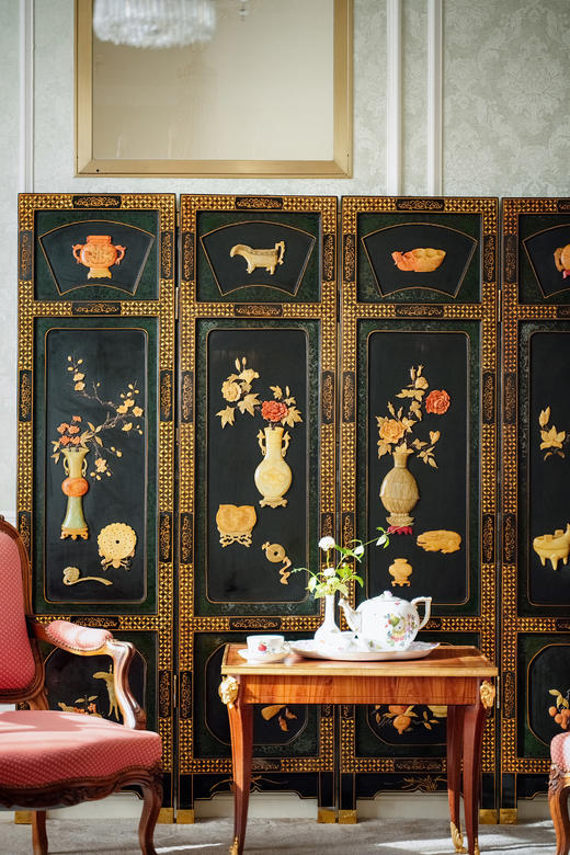 【已售】独角鹿西洋古董20世纪50-70年代中国创汇时期出品黑漆地百宝嵌博古纹四扇屏风 商品图3