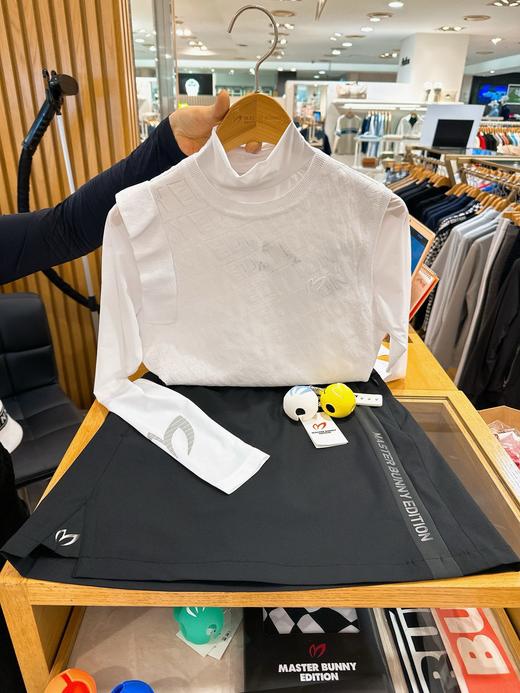 兔耳朵🐰家新款女士超薄防晒长袖上衣来啦！❤️妹子们，请一定一定试试这件防晒衣，这种轻薄无感🐰家简直是每年都出，而且都是还在不停翻单，可以说无论运动还是日常休闲出镜率最高的单品，太神了 ！ 商品图1