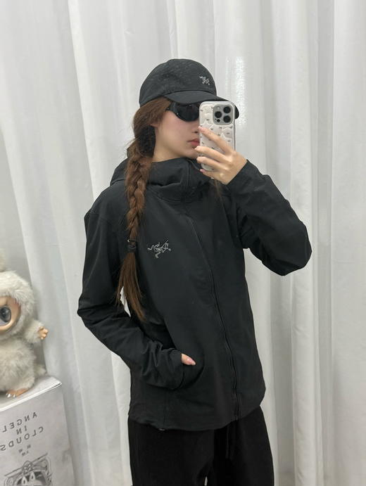 始祖鸟 Gamma Hoody女款软壳 冲锋衣(MG) 商品图8