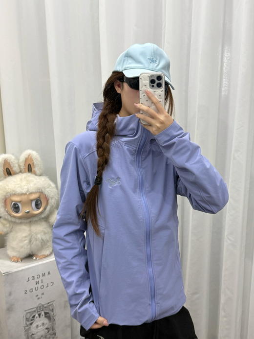 始祖鸟 Gamma Hoody女款软壳 冲锋衣(MG) 商品图6