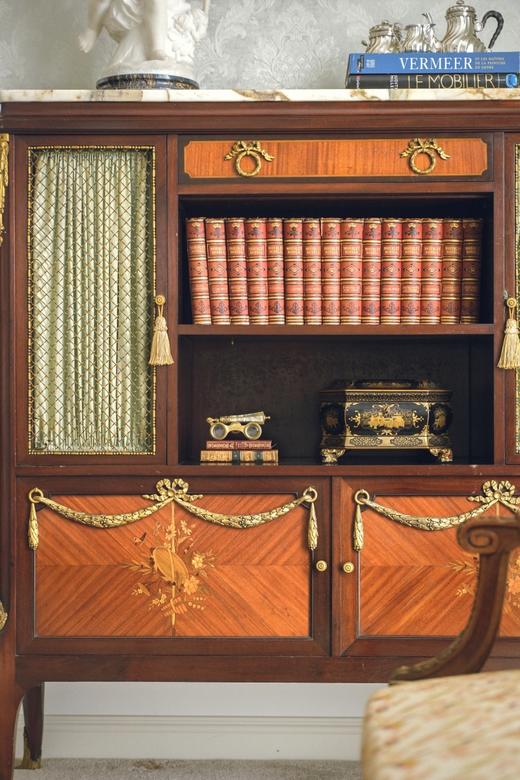 独角鹿西洋古董19世纪末法国出品路易十五风格铜鎏金细木镶嵌边柜 商品图3
