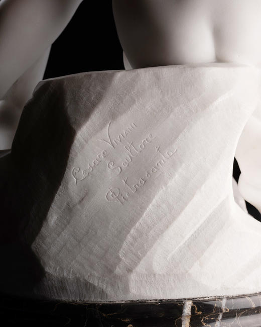 独角鹿西洋古董19世纪末意大利雕塑家Cesare Viviani 签名创作卡拉拉大理石杰作《火炉边的温情》 商品图9