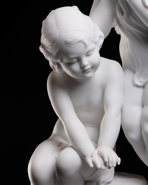 独角鹿西洋古董19世纪末意大利雕塑家Cesare Viviani 签名创作卡拉拉大理石杰作《火炉边的温情》 商品图5