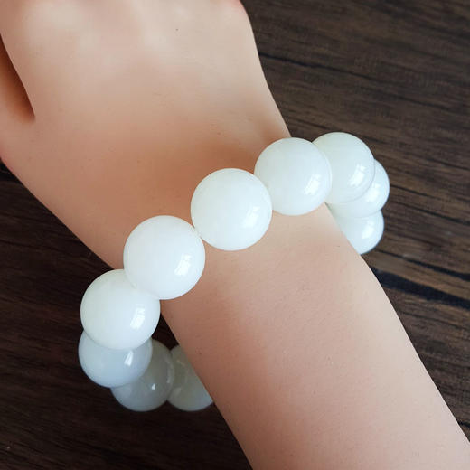 【天然正品】天然精品无杂裂约18MM俄料一级白和田玉圆珠手串20CM（弹力绳）260126NJM65 商品图7