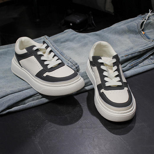 DRONKOO 2026 系带深灰色拼接皮料低帮板鞋 商品图3