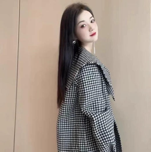 玛克门店发货:千鸟格外套货号:MC88CT514 商品图0