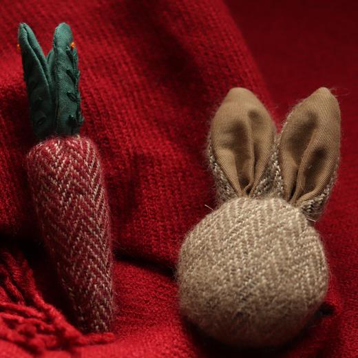 心艺珍藏：MADE51x Uma Wang 兔子胸针 Bunny Brooch 商品图6