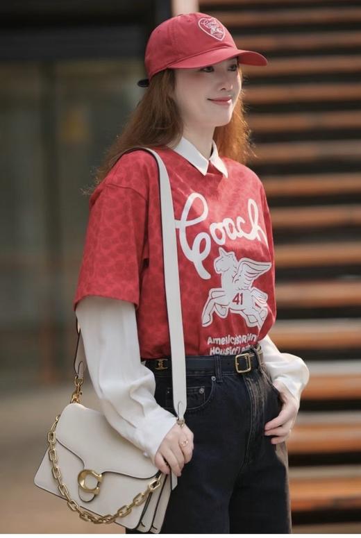 年后发！代工订单裁余！纯元！Coa女士飞马刺绣针织卫衣/短袖T恤（售后时间：签收3天内，不合适及时申请） 商品图8