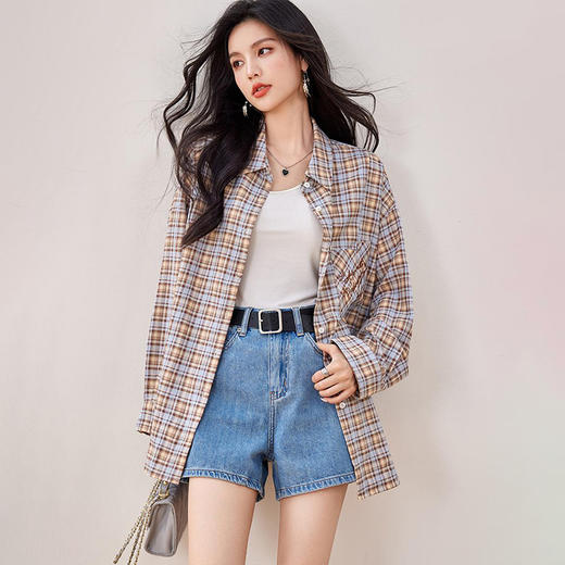 西遇复古翻领格子衬衫女2026年春季新款慵懒风宽松休闲刺绣衬衣SS060155 商品图3