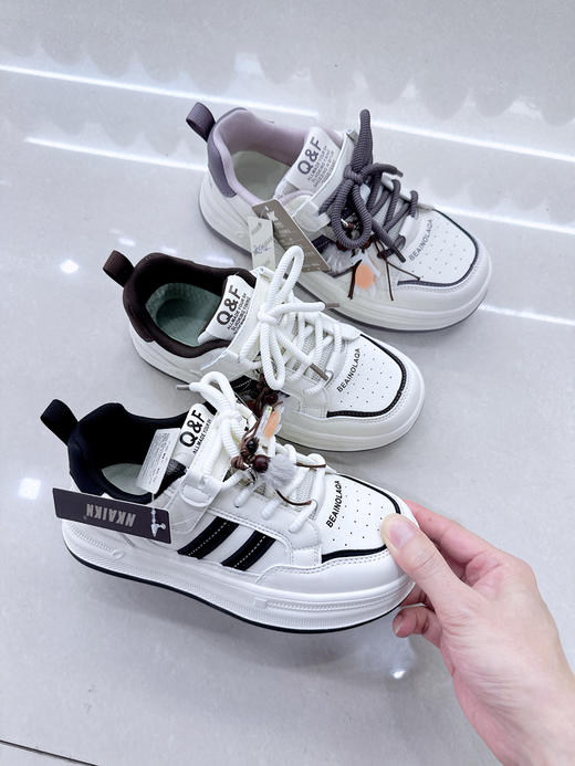 26年款 大树 8602 皮面板鞋 黑34-37.38-41紫37卡38-41码 商品图1