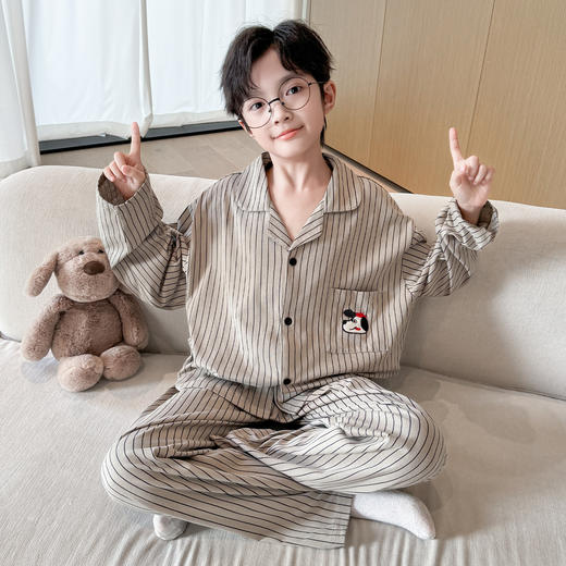 【轻盈透气❗️舒适体验】儿童家居服春秋装中大男童休闲宽松条纹纯棉睡衣卡通套装可外穿。jd 商品图0