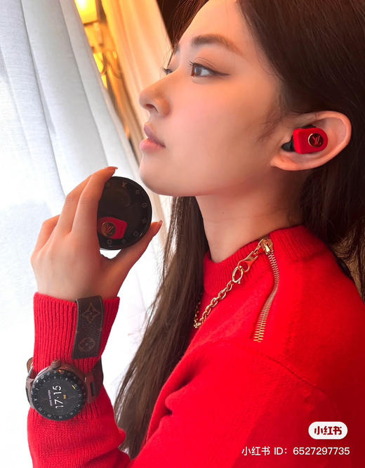 12号截单 亏清无退换‼️ 马户 百分百💯羊绒 链条装饰 袖口老花点缀 圆领套头羊绒衫 我穿XL 商品图5