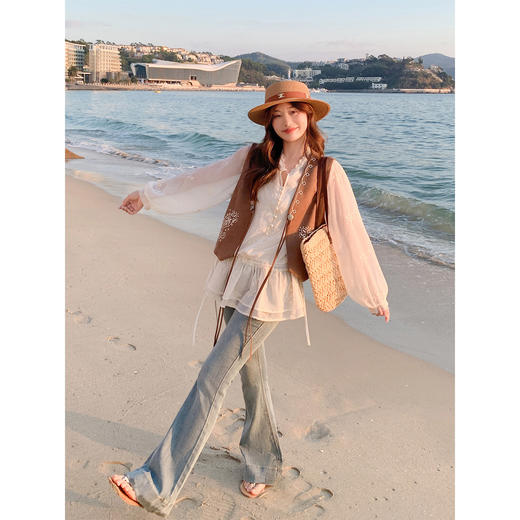 <曾小咸推荐>4.4现货秒杀 ！微信超特价！重工蕾丝刺绣衫 日常239.99 立减140 秒杀99.99！！民族风复古马甲 日常229.99 立减130 秒杀99.99！！ 商品图3