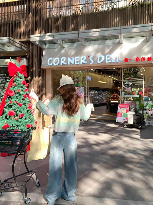 <曾小咸推荐>2.25现货秒杀 ！微信超特价！韩系渐变短款针织衫 日常209.99 立减120 秒杀89.99！！ 商品图9