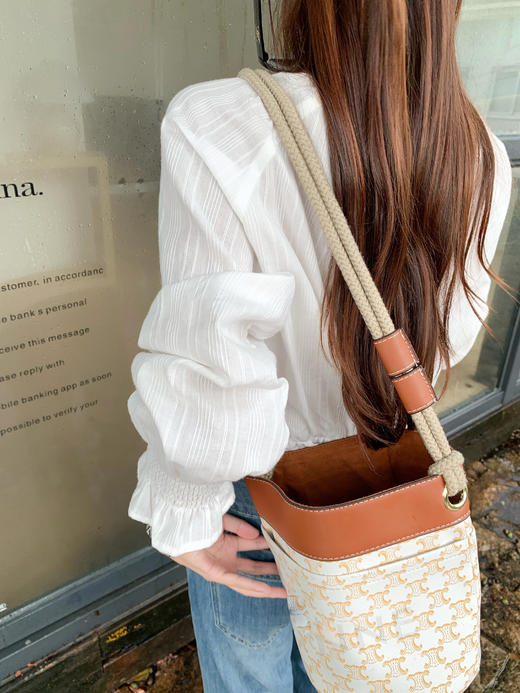 <曾小咸推荐>2.24现货秒杀 ！微信超特价！荷叶边下摆收腰长袖衬衫 日常169.99 立减100 秒杀69.99！！ 商品图10