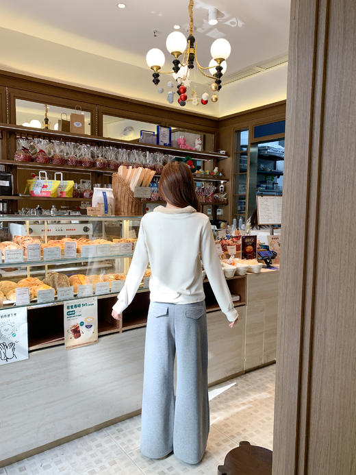 <曾小咸推荐>2.24现货秒杀 ！微信超特价！毛领半拉链立领卫衣 日常189.99 立减110 秒杀79.99！！休闲裤 秒杀79.99！！ 商品图12