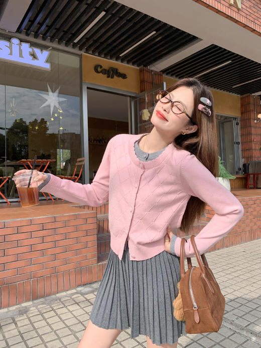 <曾小咸推荐>2.25现货秒杀 ！微信超特价！韩系假两件拼色针织开衫 日常219.99 立减130 秒杀89.99！！ 商品图6