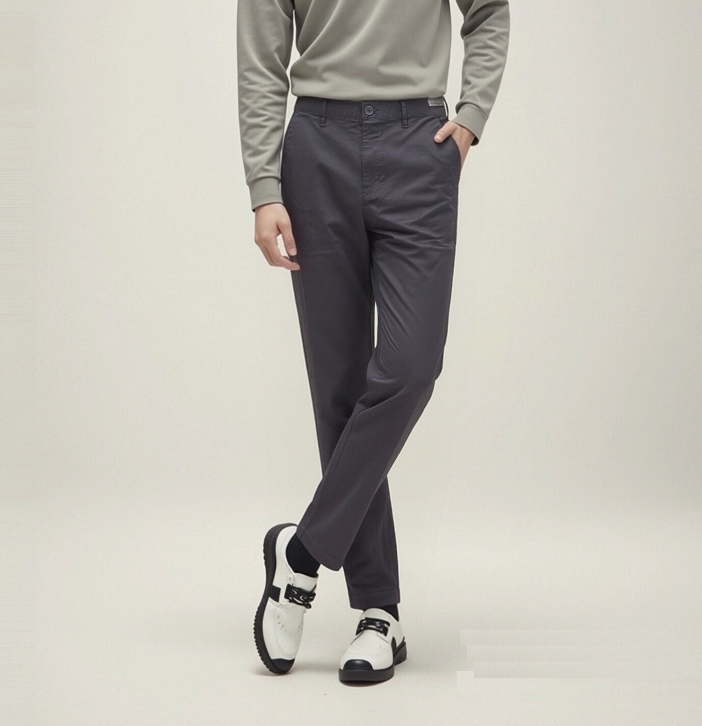 佐丹奴男装26年新款修身窄脚九分裤01126001