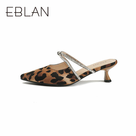 【上新】伊伴2026夏季都市闺房风扭结造型钻带后空高跟鞋B26261427 商品图1