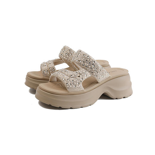 【上新】伊伴2026夏季闪耀水钻增高神器休闲凉拖鞋B26398210 商品图5