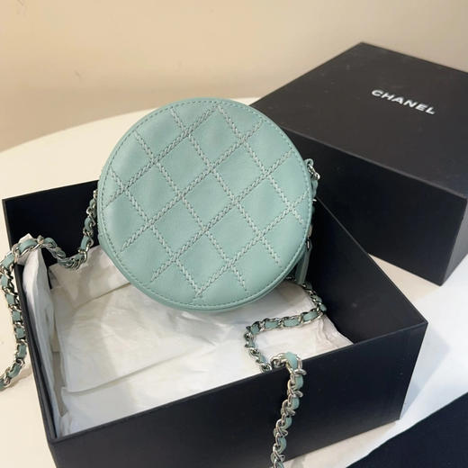 Chanel 淡蓝色 mini 羊皮 圆饼包 商品图1