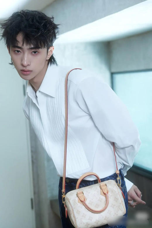 LV sp20 沙丘棕 老花帆布 130周年限定 斜挎包 商品图3