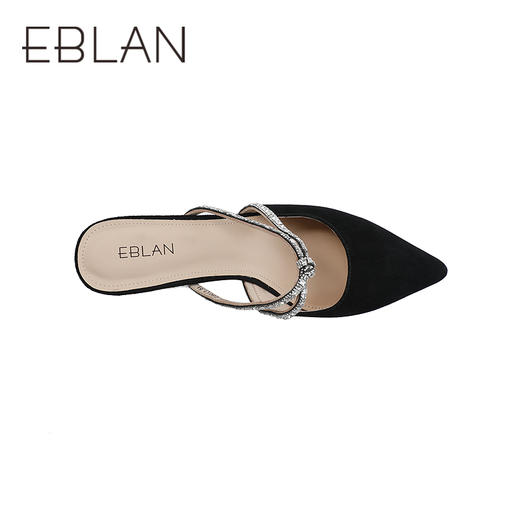 【上新】伊伴2026夏季都市闺房风扭结造型钻带后空高跟鞋B26261427 商品图2