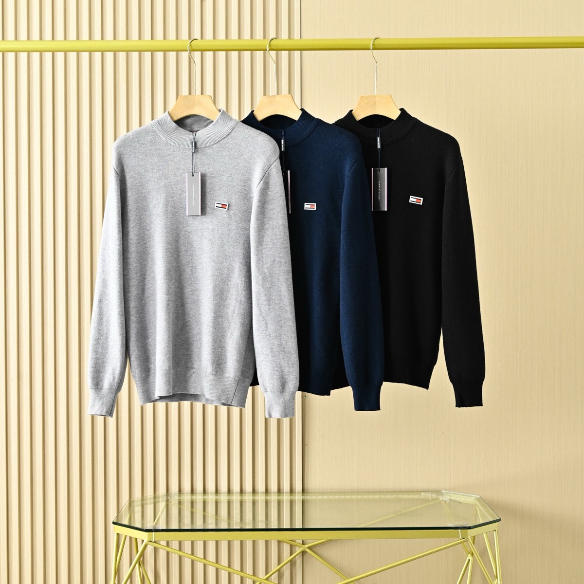 汤米男士秋冬一体绒半高领针织打底衫毛衣！