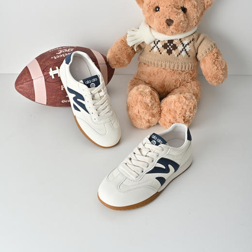 经典鲨2026年春季专柜新品牛皮革时尚拼色系带休闲德训鞋女KW336-617021 商品图3