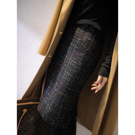 百媚生 毛呢格子半身裙女高腰显瘦包臀裙W26Q6B0066 商品图1