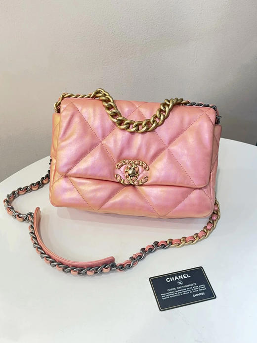 CHANEL 19bag 山羊皮 人鱼姬粉 小号 斜挎包 商品图0