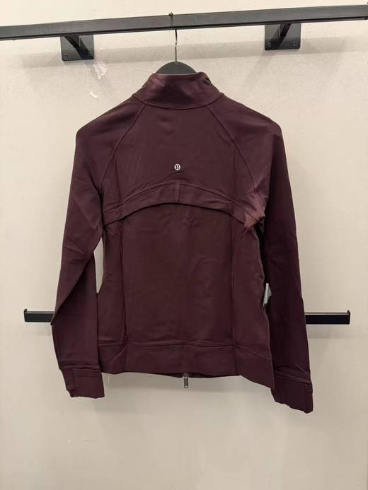 🉐 699美国直邮Lululemon高弹力健身衣 好美的紫色 仅4 码/110斤左右 商品图1
