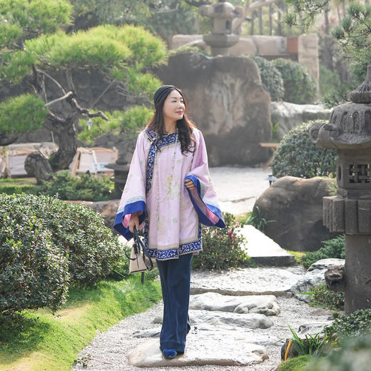 【林栖设计小店】花间芳菲|真丝罗绣花新中式2026春新款改良氅衣1961235 商品图2