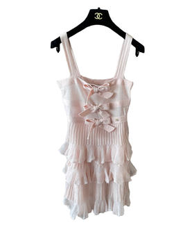 女款蝴蝶结吊带蛋糕裙fe025