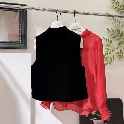 丁摩 早春新款新中式国风本命年重工刺绣真丝绒坎肩马甲上衣5ZF-043 商品图1