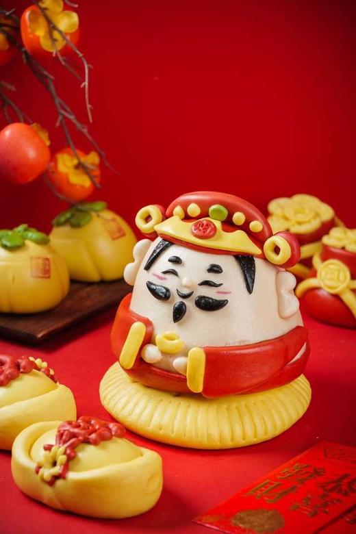 财神驾到～胶东花饽饽	·不添加色素防腐剂，全部果蔬汁调色·五得利七星小麦粉+土鸡蛋+纯牛奶制作，好看又好吃，就是小时候的味儿!中国年味儿特色年礼! 商品图1